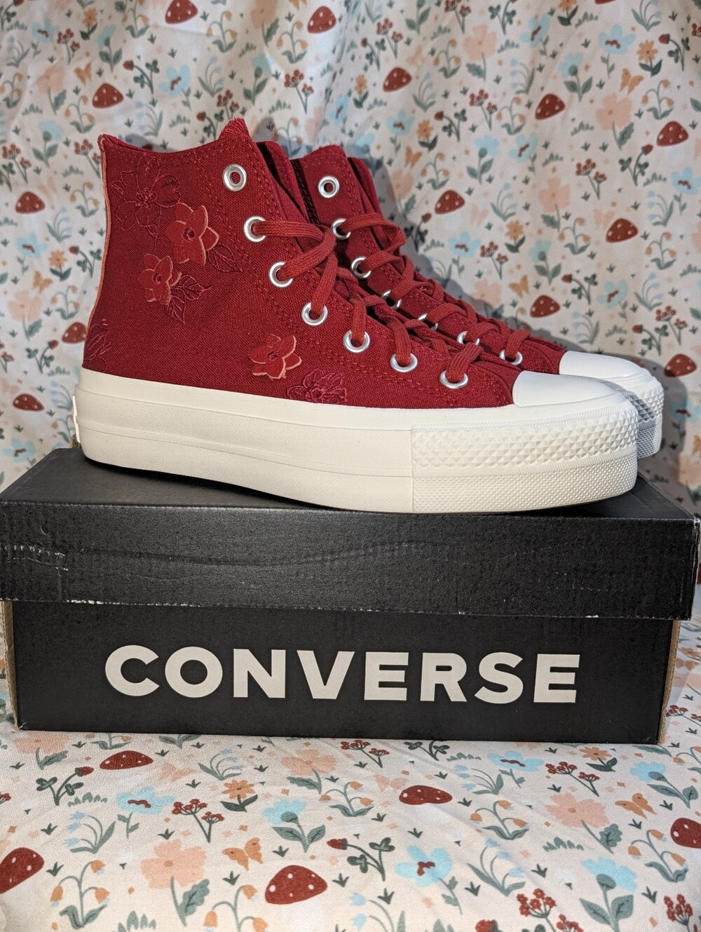 Converse Chuck Taylor All Star Lift Hi 3D Floral Red Sneakers NIB 6.5